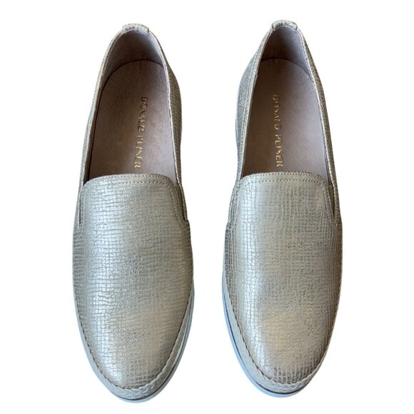 Women's Donald Pliner Gold loafer trainer size EU 39 8.5-9‎ US - Picture 1 of 9